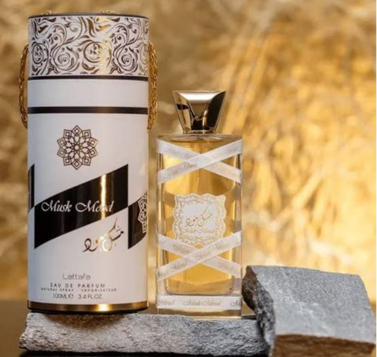 profumo Oud Mood di Lattafa Perfumes. È un'eau de parfum unisex,