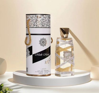 profumo Oud Mood di Lattafa Perfumes. È un'eau de parfum unisex,
