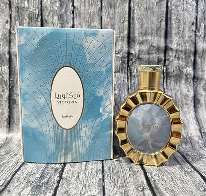 VICTORIA Fragranza Floreale Fruttato Gourmand Unisex EDP 100 ml con Note di Torta al Limone Neroli e Vaniglia